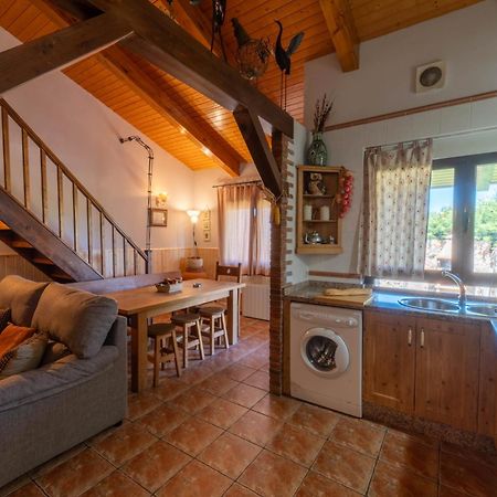 Casa Rural Los Cantaros. Zarapicos Luaran gambar
