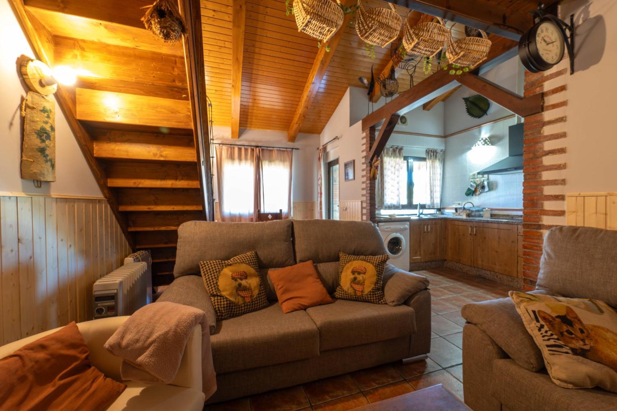 Casa Rural Los Cantaros. Zarapicos Luaran gambar