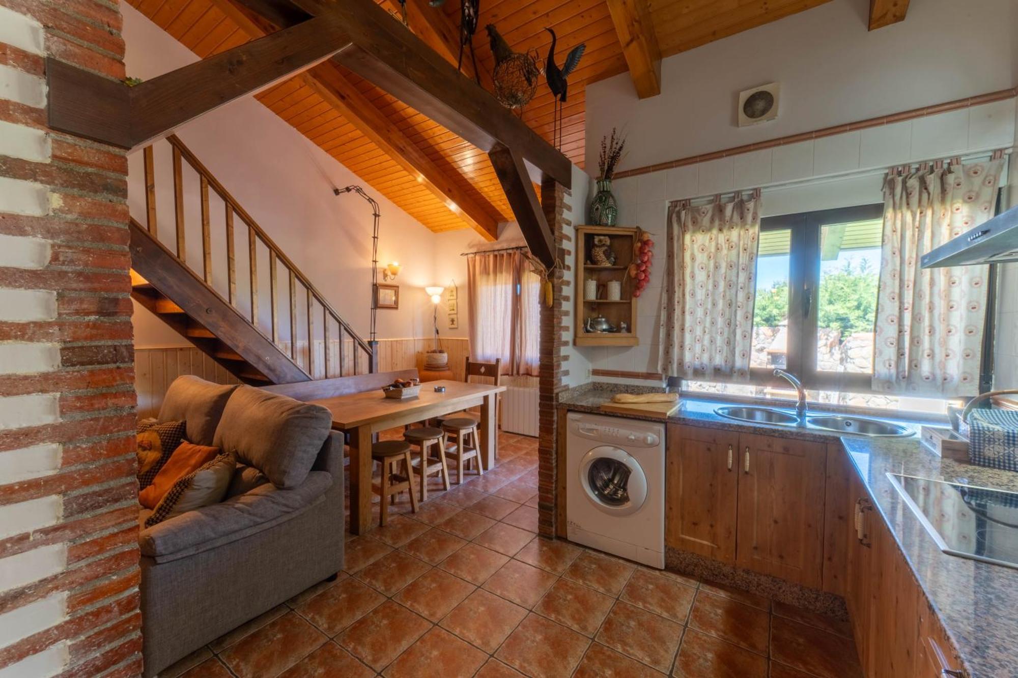 Casa Rural Los Cantaros. Zarapicos Luaran gambar