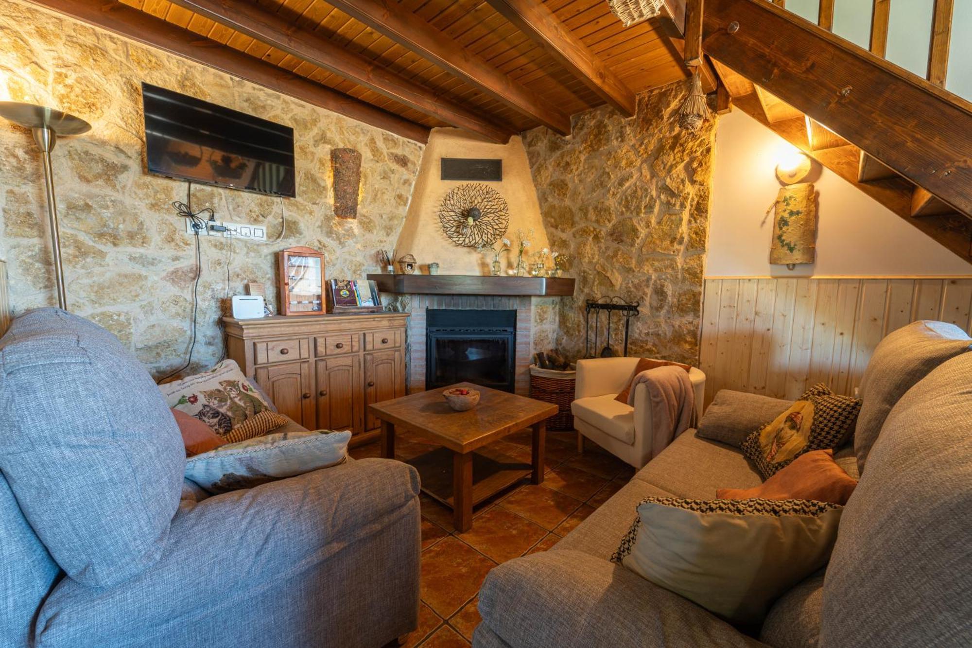Casa Rural Los Cantaros. Zarapicos Luaran gambar